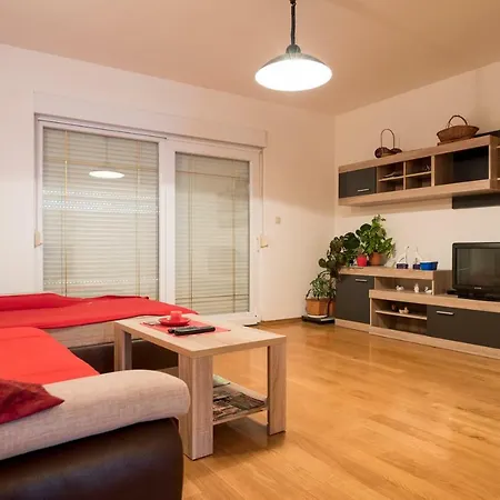 公寓 Apartman Sunce 扎达尔